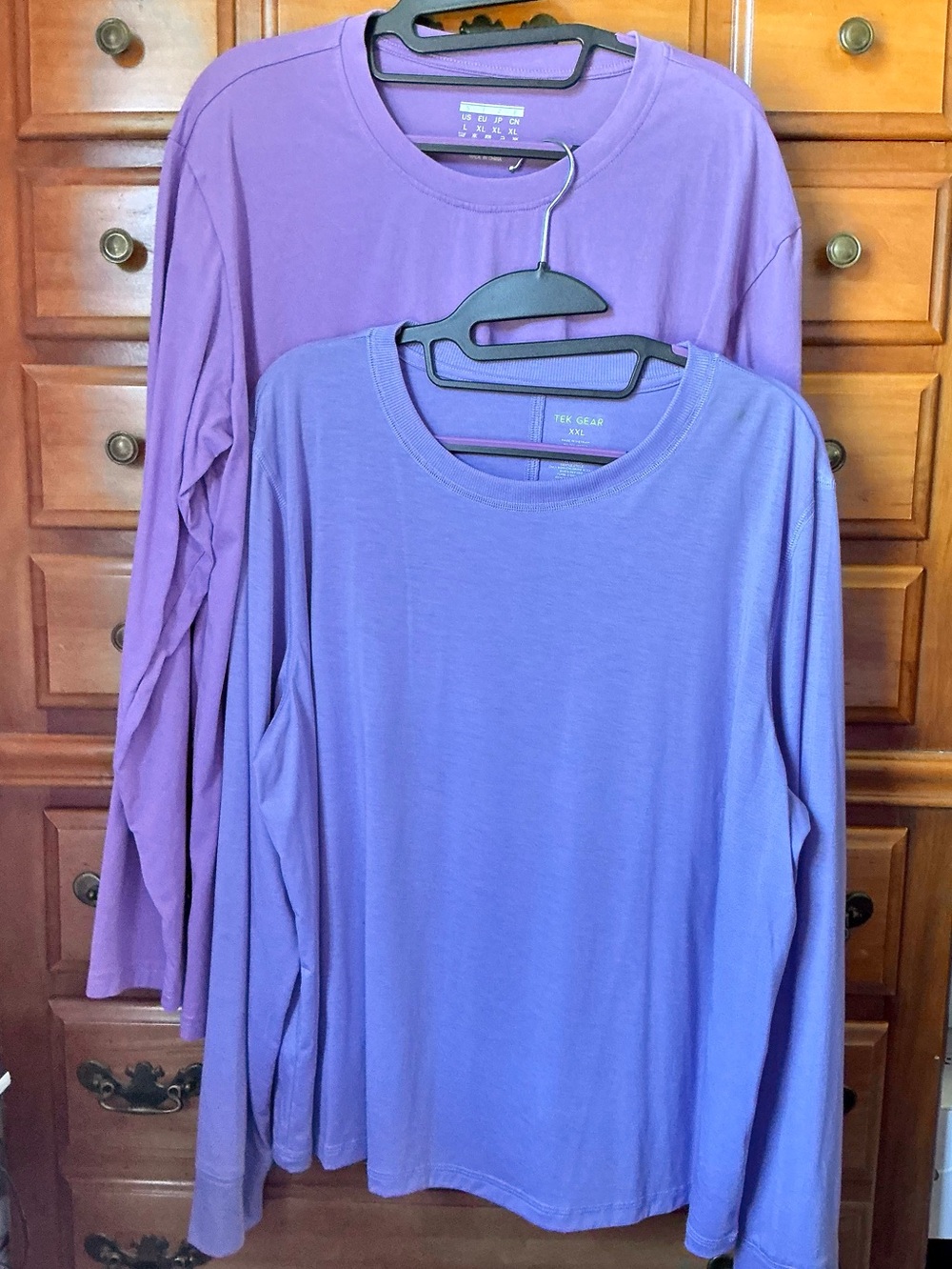 Set of 2 Tek Gear/No brand Purple Long-Sleeve Crewneck Tops Size L/XXL fit same